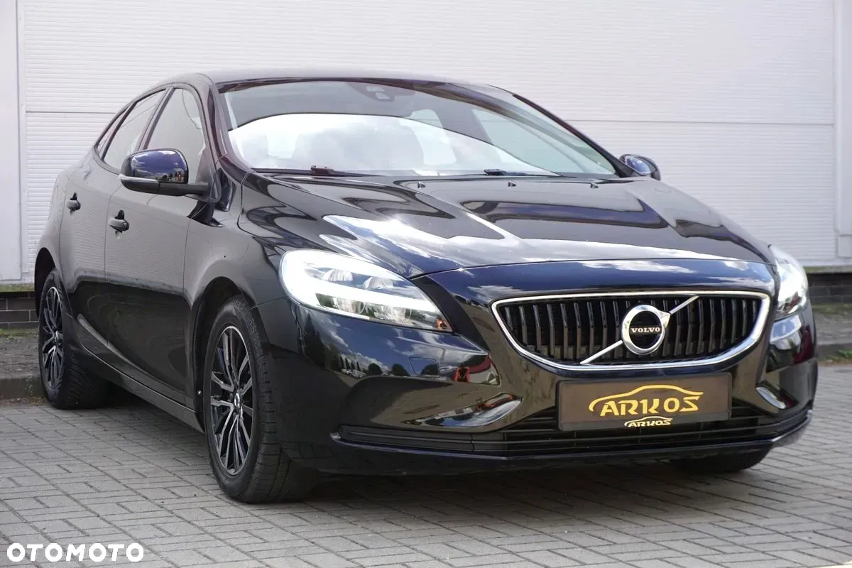 2019 Volvo V40 T2 Drive-E Summum, photograph 10