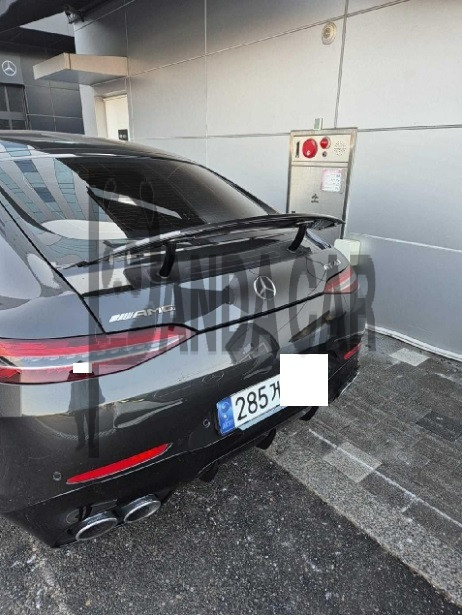 2023 Mercedes-Benz MercedesAMG GT43 4MATIC +, photograph 3