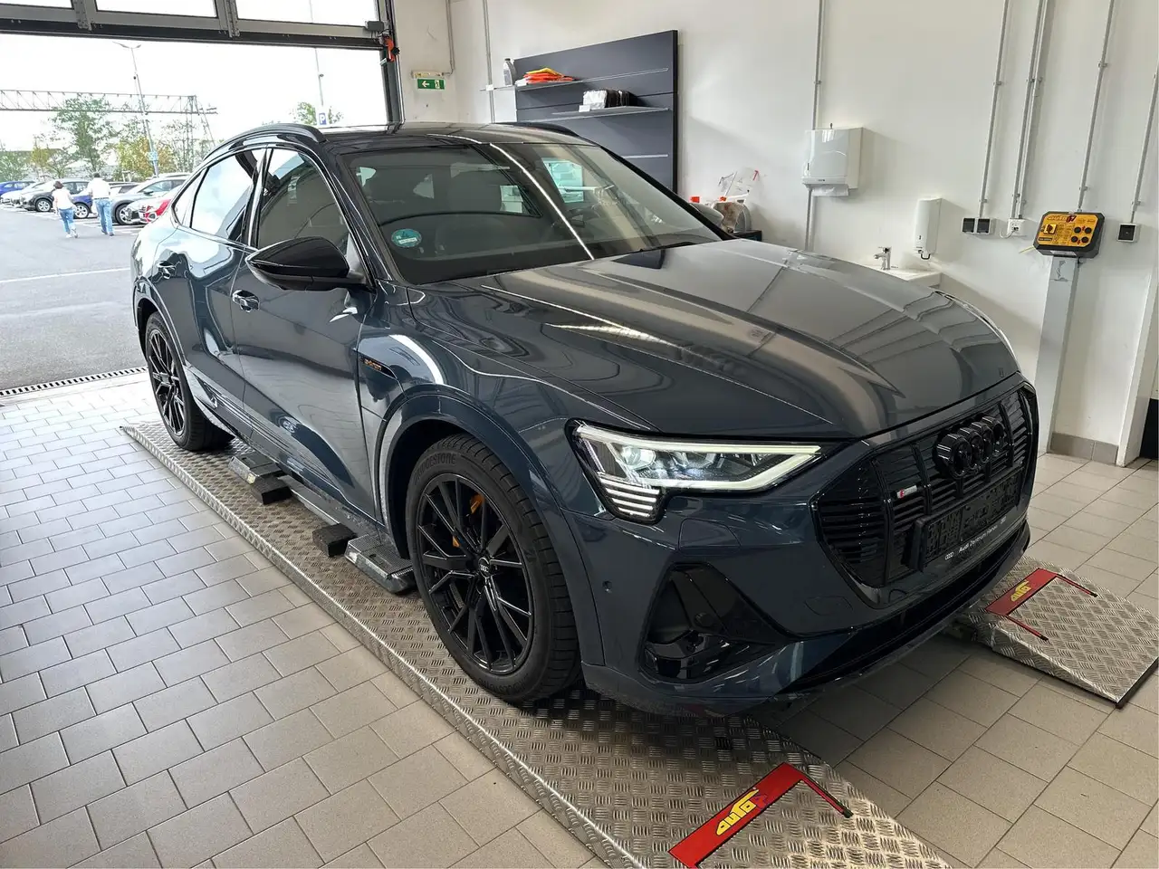 2022 Audi e-tron Sportback 55 S line ACC HuD PANO MASSAGE, photograph 4