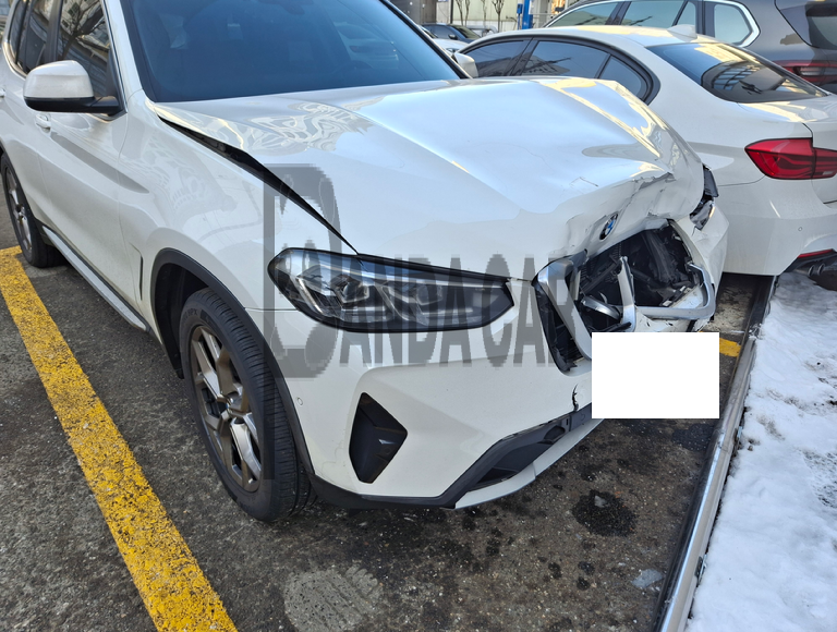 2022 BMW X3 xDrive20i, photograph 2