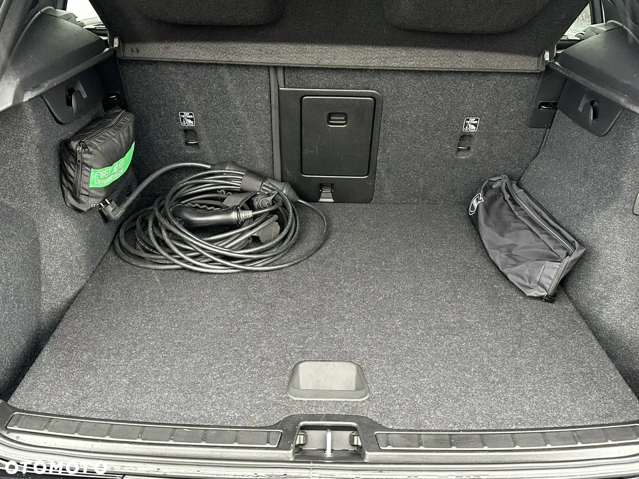 2021 Volvo XC 40, photograph 12