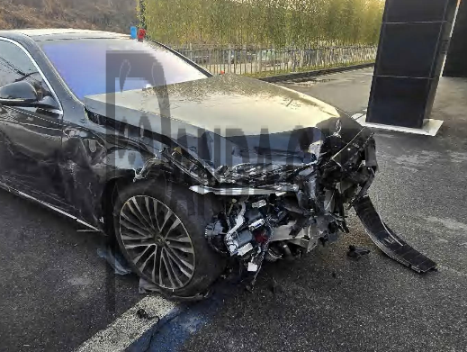2021 Mercedes-Benz S580 4MATIC, photograph 5