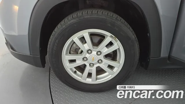 2015 ChevroletGMDaewoo Orlando LPG LS, photograph 10
