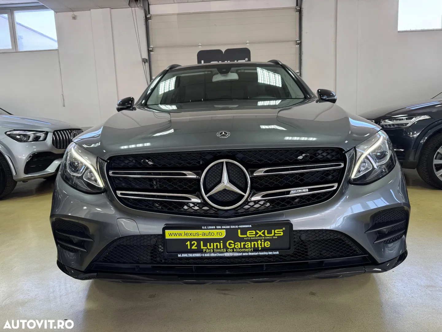 2017 Mercedes-Benz GLC 350 e 4Matic 7G-TRONIC AMG Line, photograph 2
