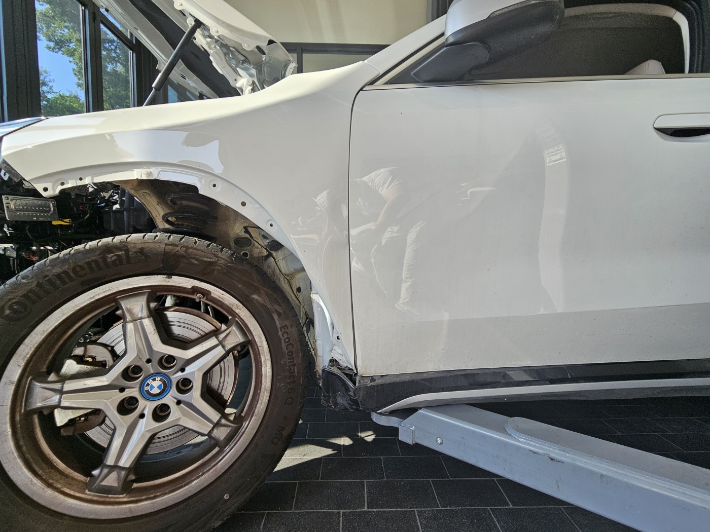 2023 BMW ix1xdrive30, photograph 3