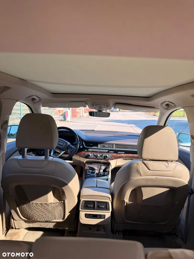 2018 Audi Q7 3.0 TFSI Quattro Tiptr, photograph 6