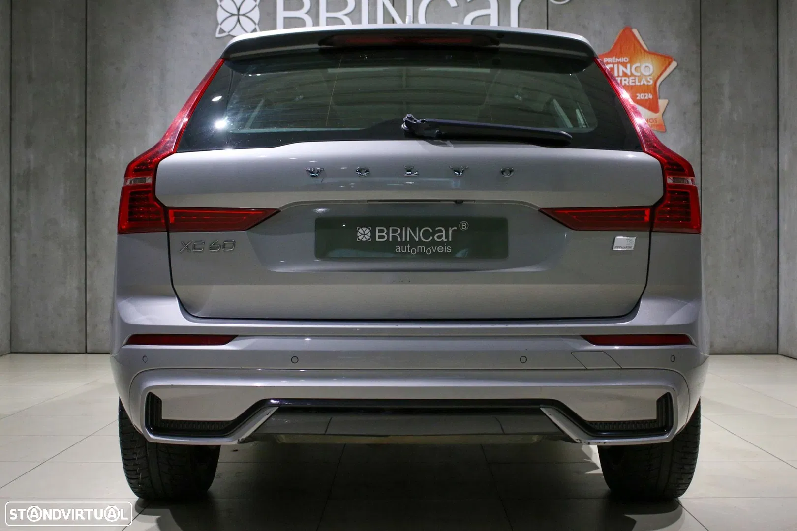 2023 Volvo XC 60 2.0 T6 PHEV Plus Dark AWD, photograph 8