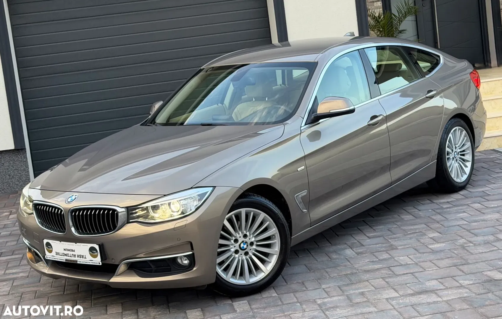2014 BMW Seria 3 318d Aut. Luxury Line, photograph 9