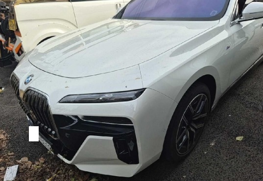 2024 BMW 740i xDrive, photograph 7