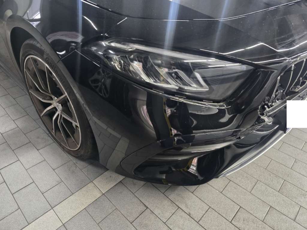 2024 Mercedes-Benz MercedesAMG A 35 4MATIC, photograph 4