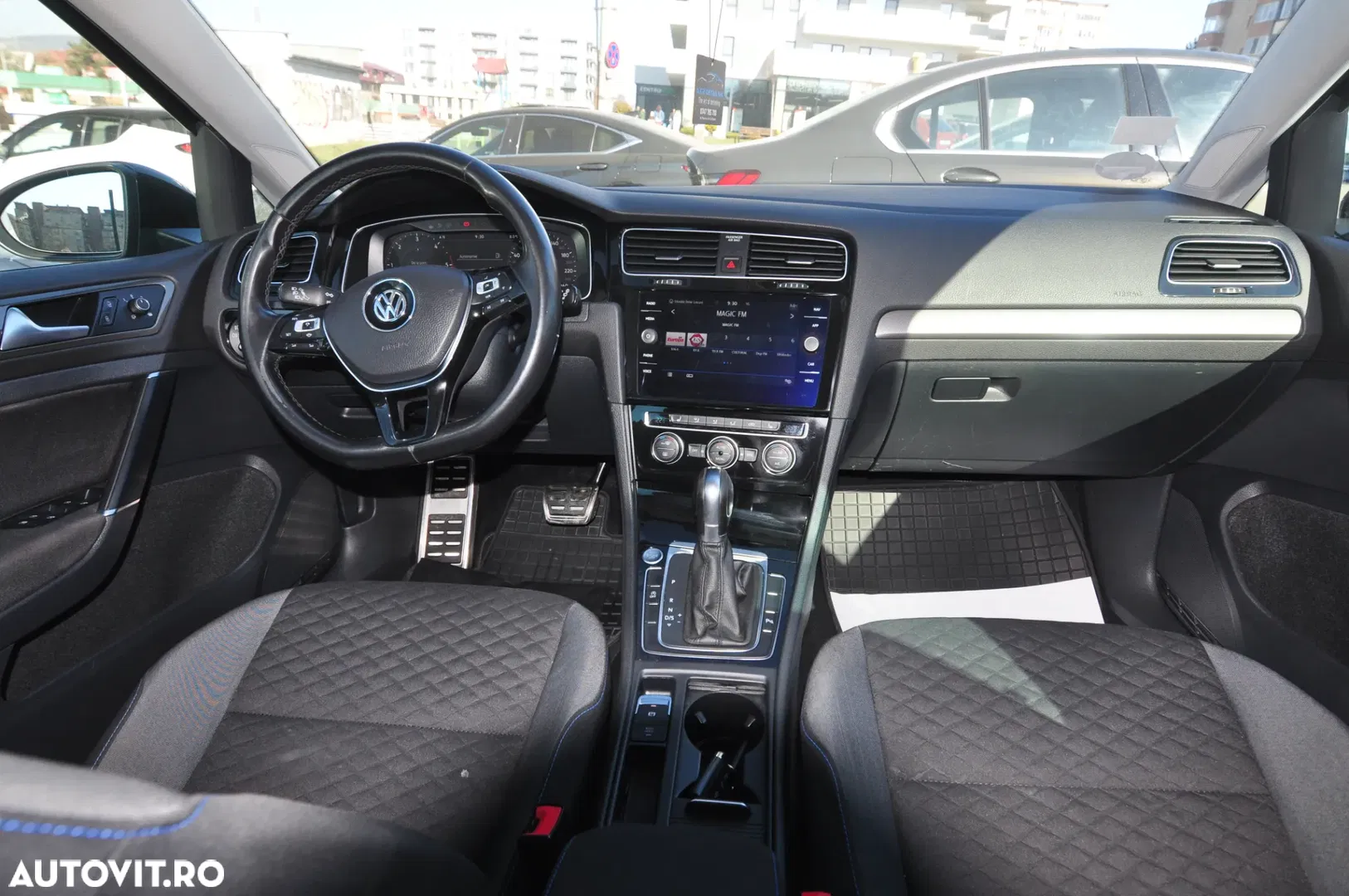 2019 Volkswagen Golf 2.0 TDI SCR DSG Join, photograph 5