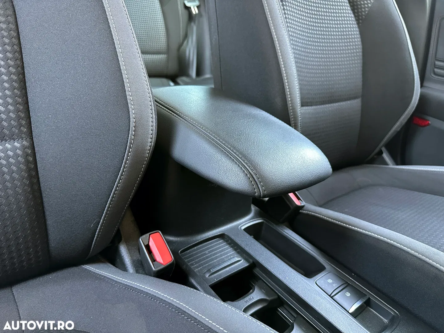 2022 Ford Focus 1.5 EcoBlue Titanium Business, photograph 10