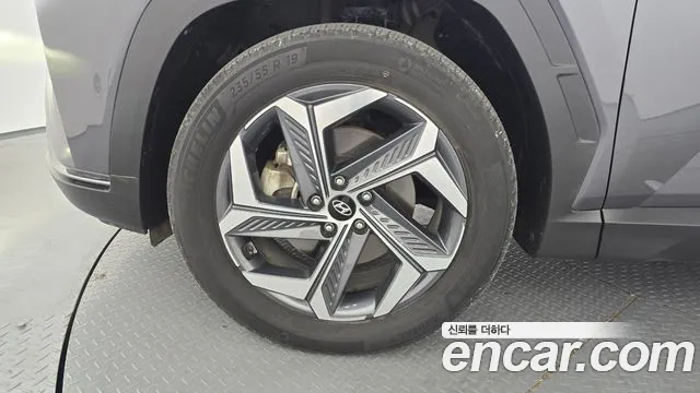 Hyundai Tucson Gasoline 1.6 Turbo 2WD — photo 1 of 20