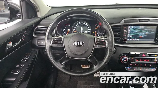 Kia Sorento Diesel 2.2 2WD — photo 1 of 30