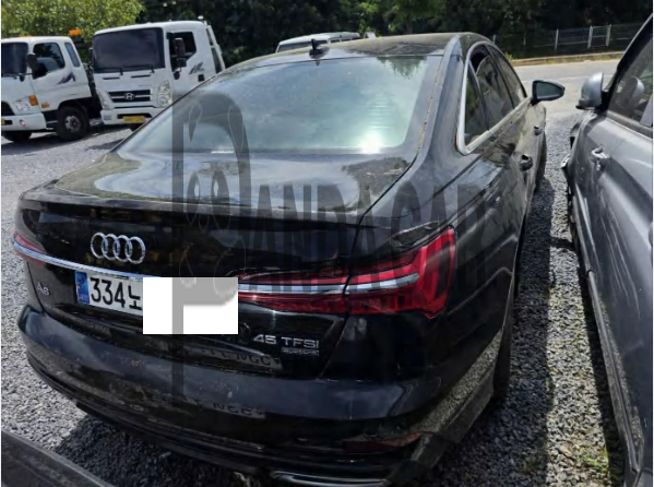 2020 Audi A6 45 TFSI quattro, photograph 2