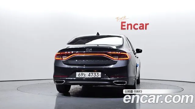 Hyundai Grandeur 3.0 Exclusive — photo 1 of 20