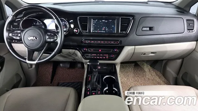 2018 Kia Canival 9-Seater Prstige, photograph 5