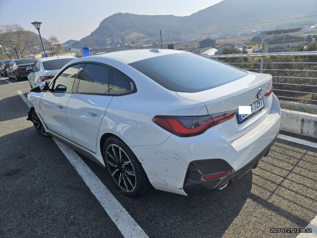2024 BMW 420i Gran Coupe, photograph 3