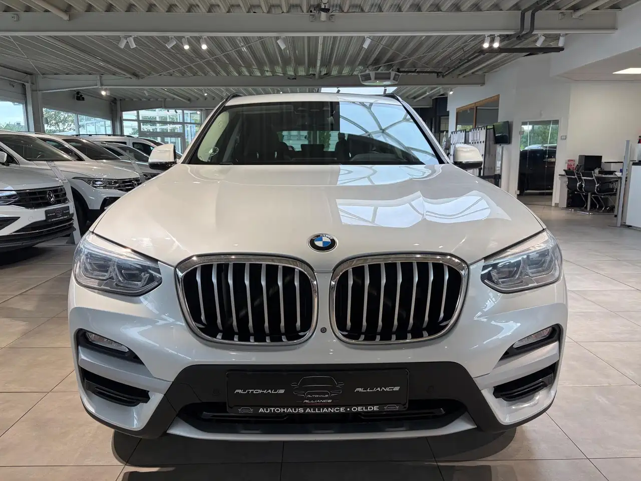 2018 BMW X3 xDrive30d xLine 195 kW (265 PS), Autom. 8-Gang,..., photograph 2