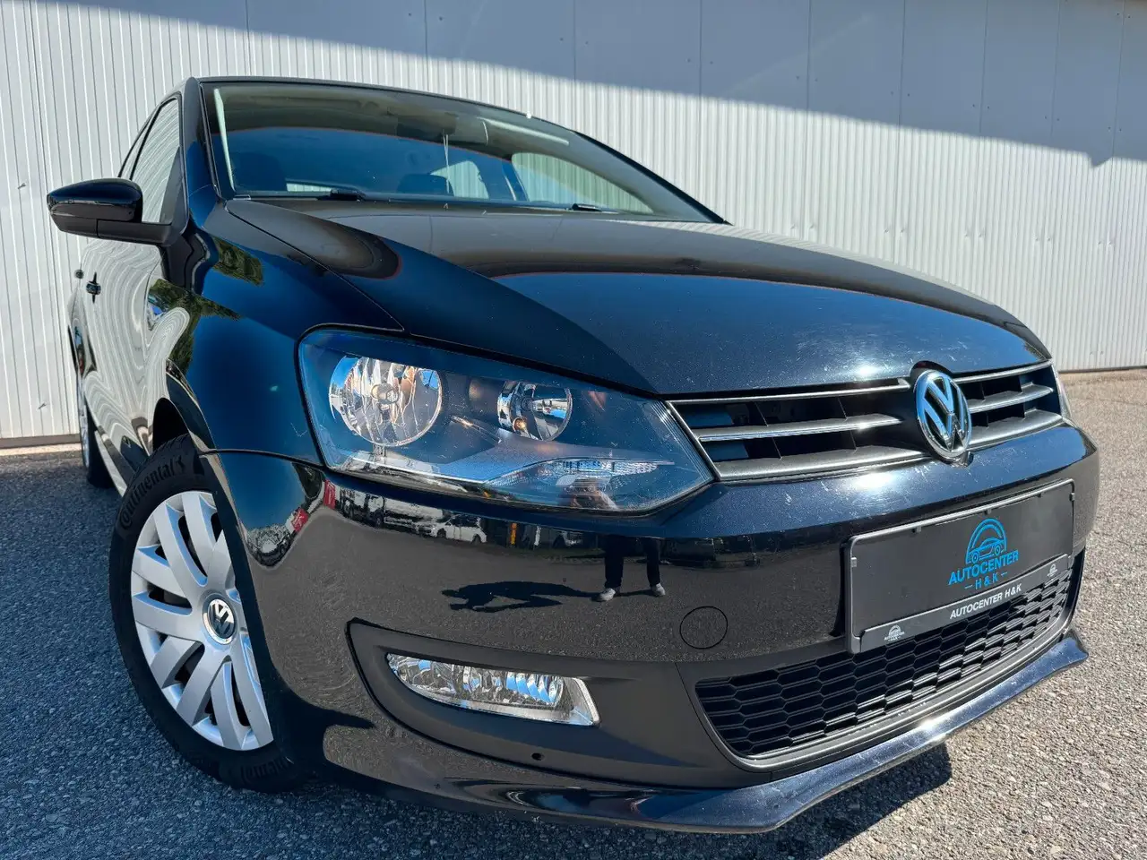 Volkswagen Polo V Comfortline *1.HAND*KLIMA*TÜV08/2028* — photo 1 of 40