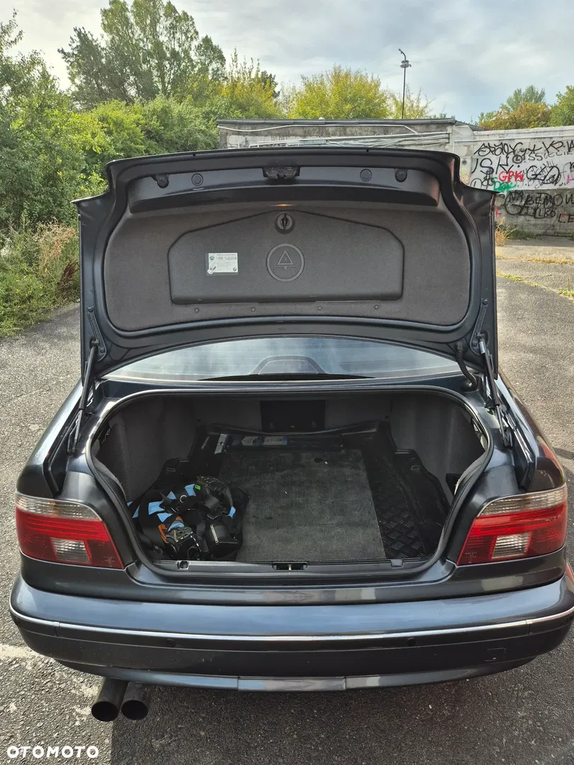 1998 BMW Seria 5, photograph 8