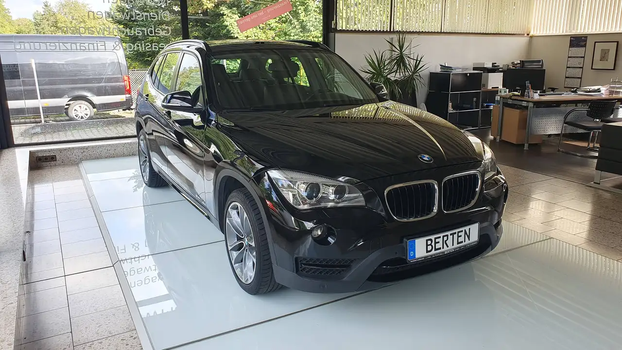 2012 BMW X1 sDrive 20 d, Sport Line, Automatik, AHK, SHZ, PDC vo. + hi., Leder, Klimaautomatik, usw..., photograph 5
