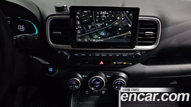 2022 Hyundai Venue 1,6 Premium, photograph 1