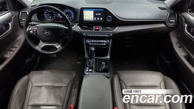 2017 Hyundai Grandeur 2.4 Premium, photograph 10