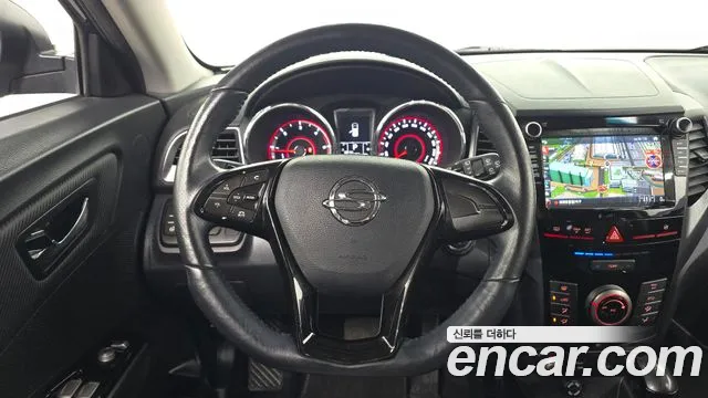 2017 KG_Mobility_Ssangyong TIBOLI Diesel LX 2WD, photograph 9