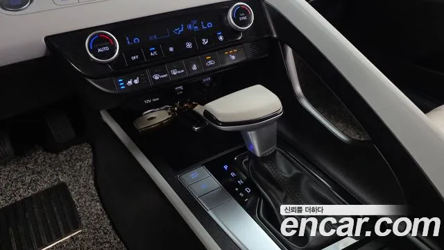 2020 Hyundai AVANTE 1.6, photograph 1
