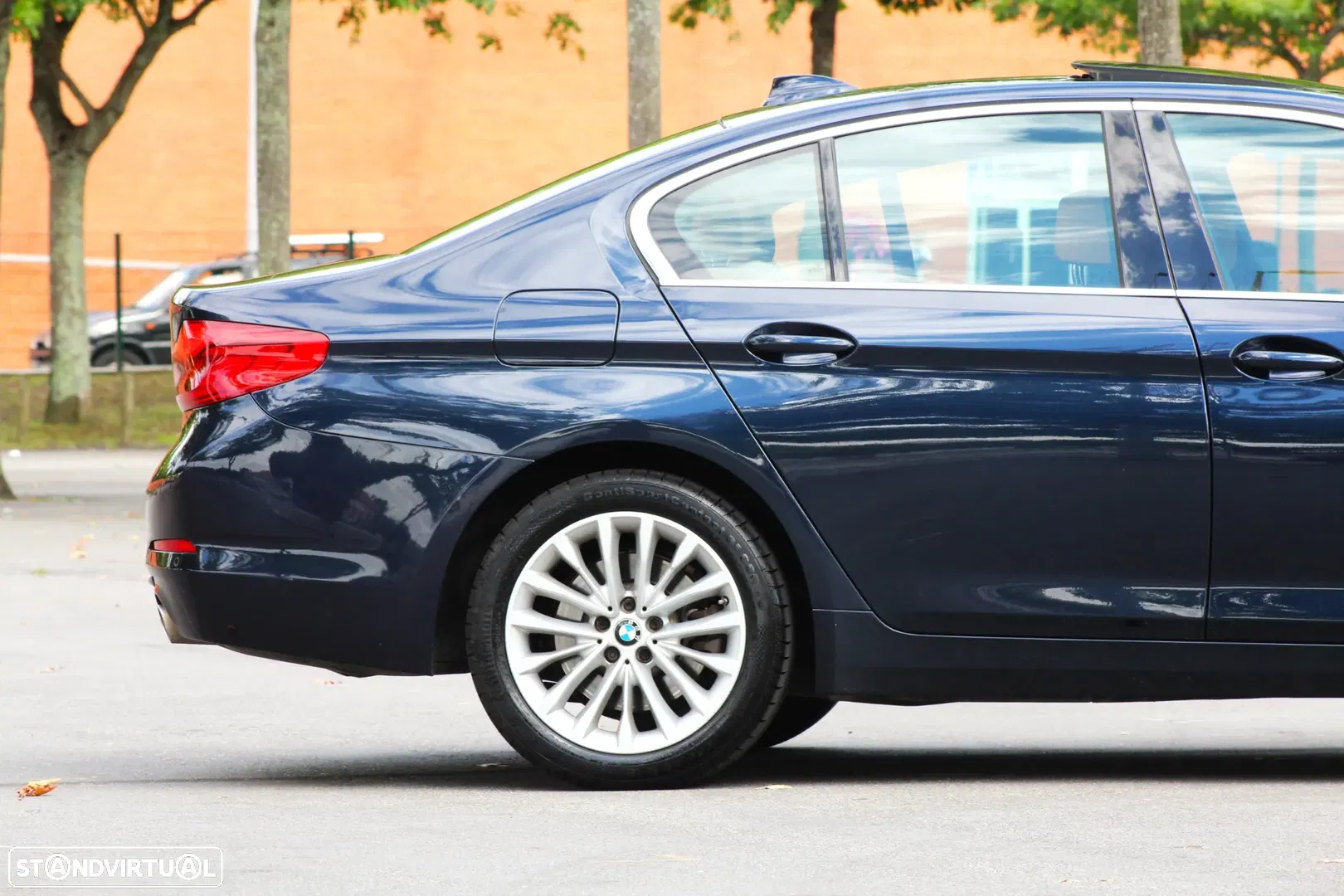 2018 BMW Série 5 d Line Luxury Auto, photograph 8