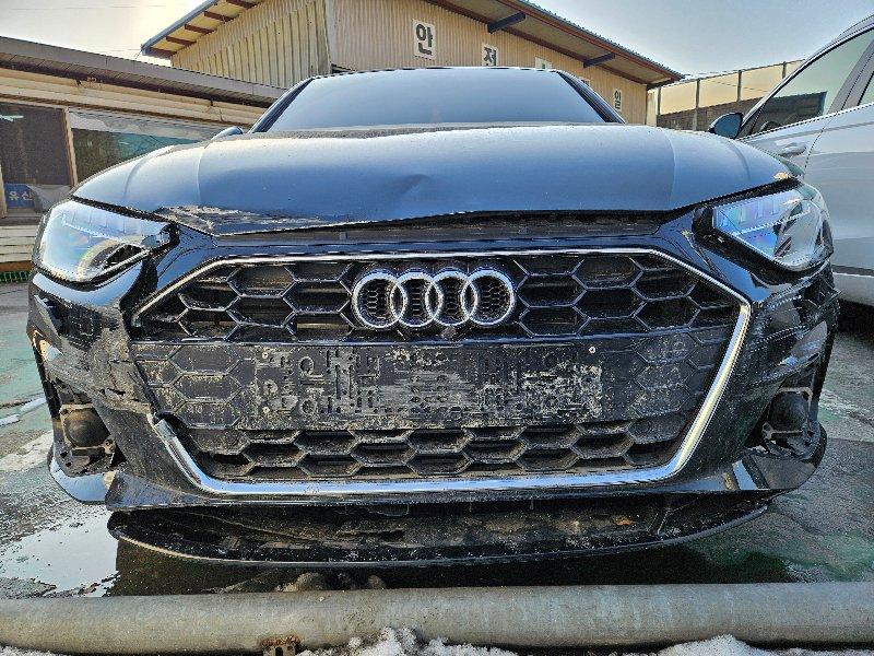 2021 Audi A4 40 TFSI, photograph 4