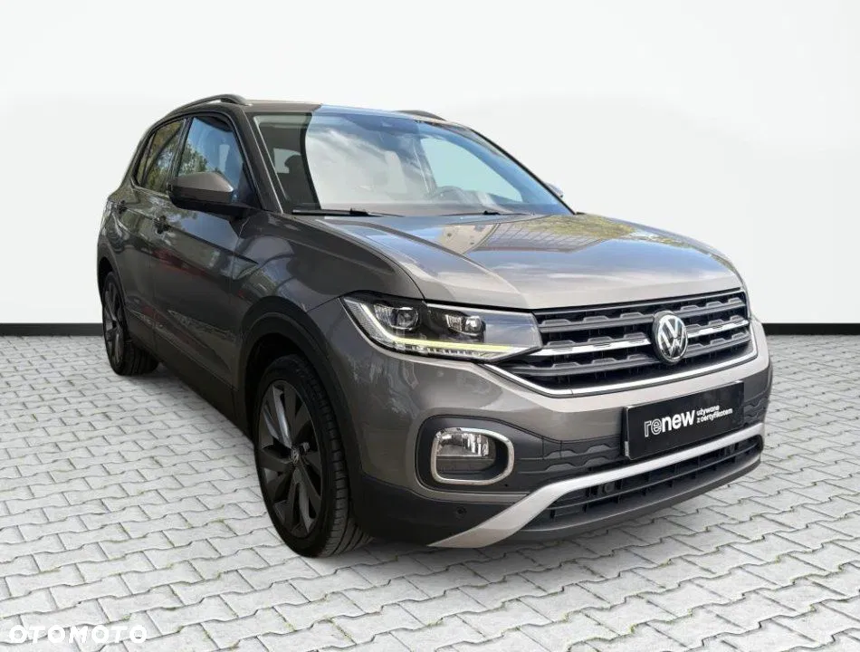 2019 Volkswagen T-Cross, photograph 3