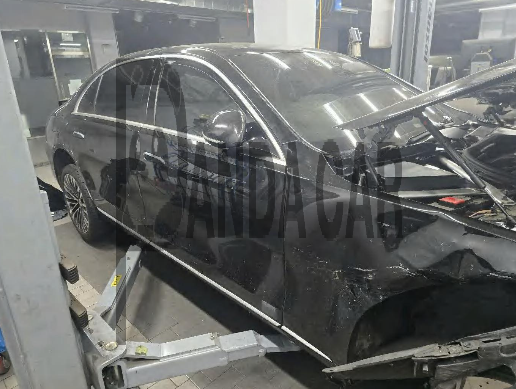 2022 Mercedes-Benz S450 4MATIC, photograph 2