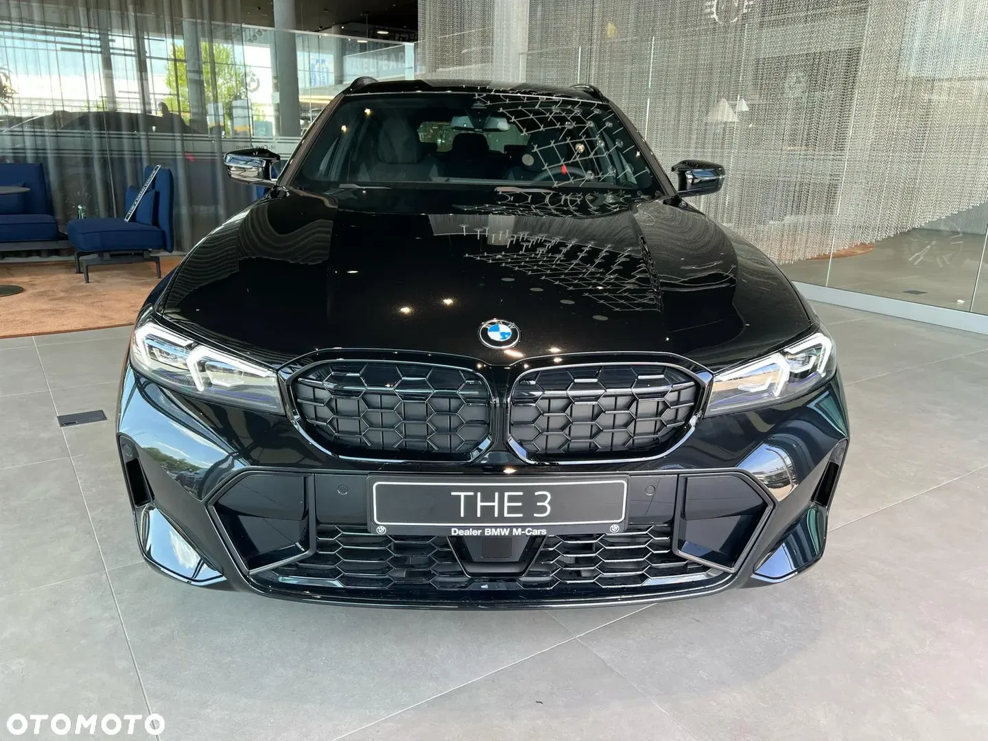 2025 BMW Seria 3, photograph 9