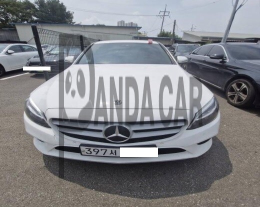 2019 Mercedes-Benz C 200, photograph 1