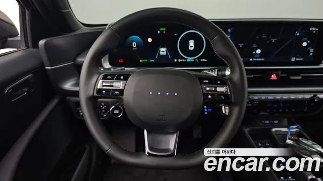 Hyundai Ioniq6 Stadard — photo 1 of 34