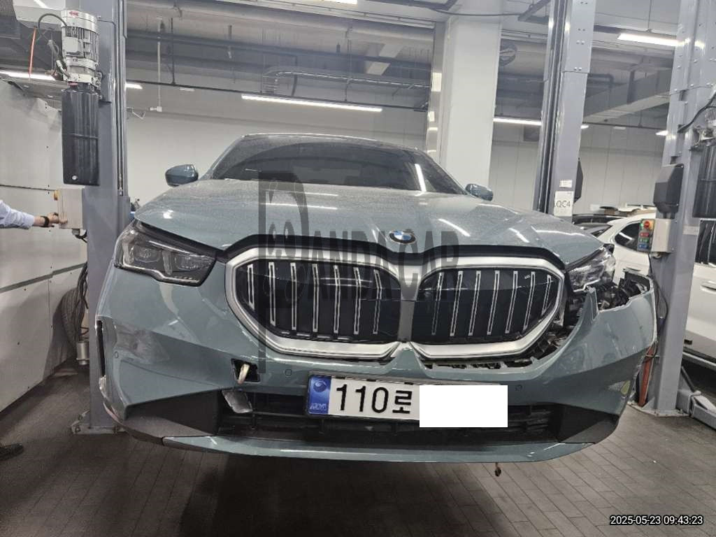 2024 BMW 530i xDrive, photograph 5