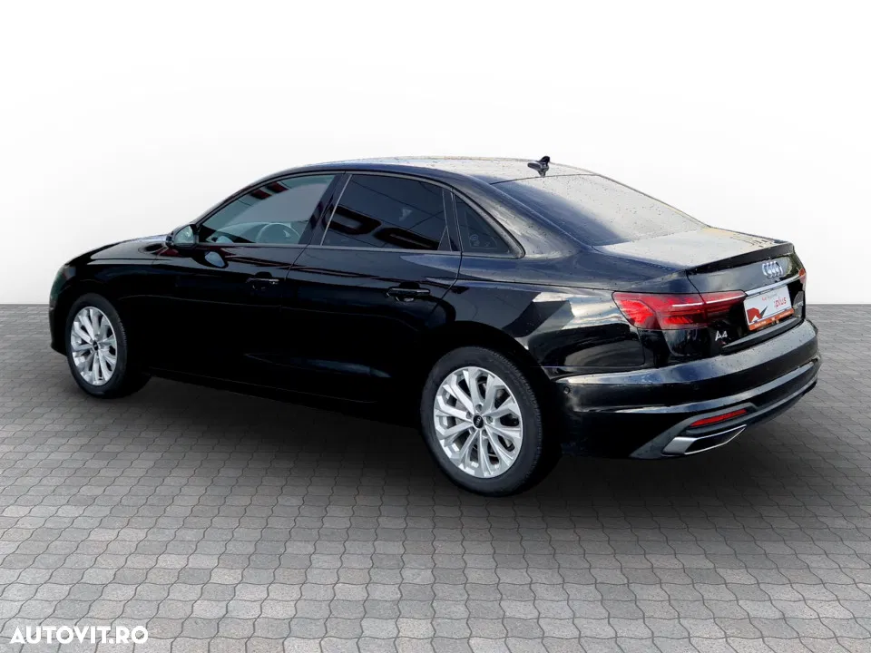 2022 Audi A4 Limuzina 35 TFSI S tronic, photograph 3