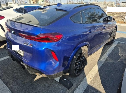 2021 BMW X6 M Competition, photograph 2