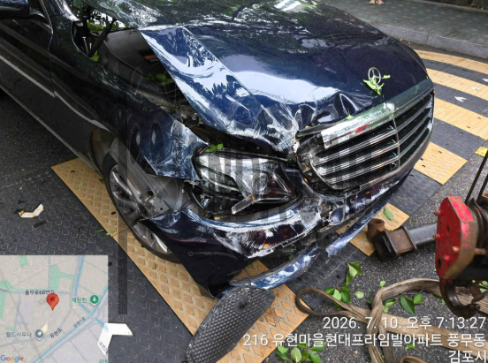 2018 Mercedes-Benz E300 4Matic, photograph 2