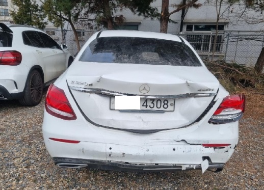 2019 Mercedes-Benz E220 d 4Matic, photograph 1