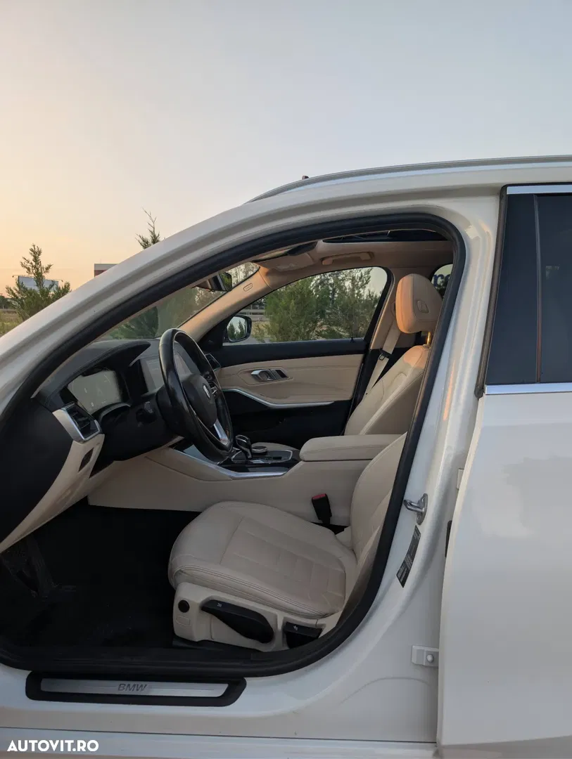 2019 BMW Seria 3, photograph 9