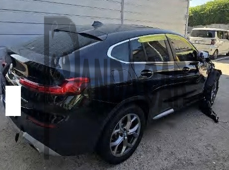 2024 BMW X4 xDrive20i, photograph 3