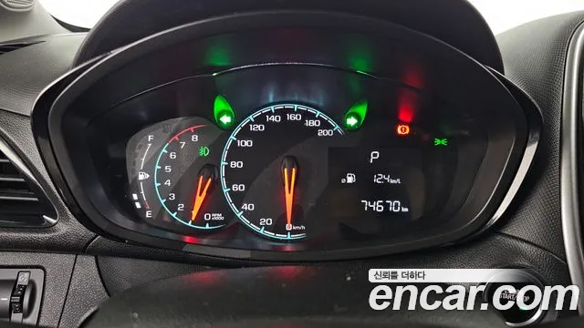 2017 ChevroletGMDaewoo Spark LT, photograph 7