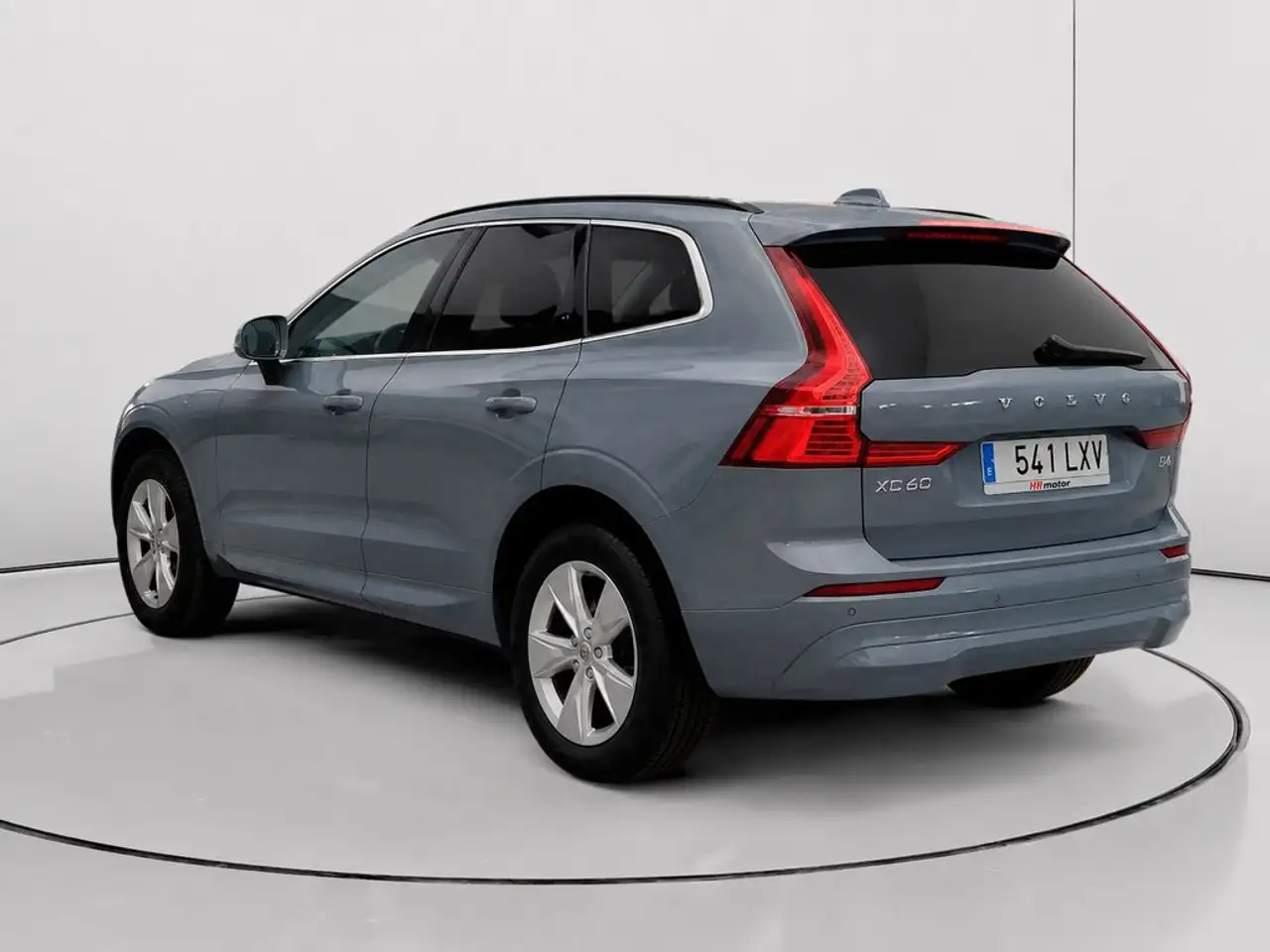 2022 Volvo XC60 B4 Momentum Pro AWD Aut., photograph 5