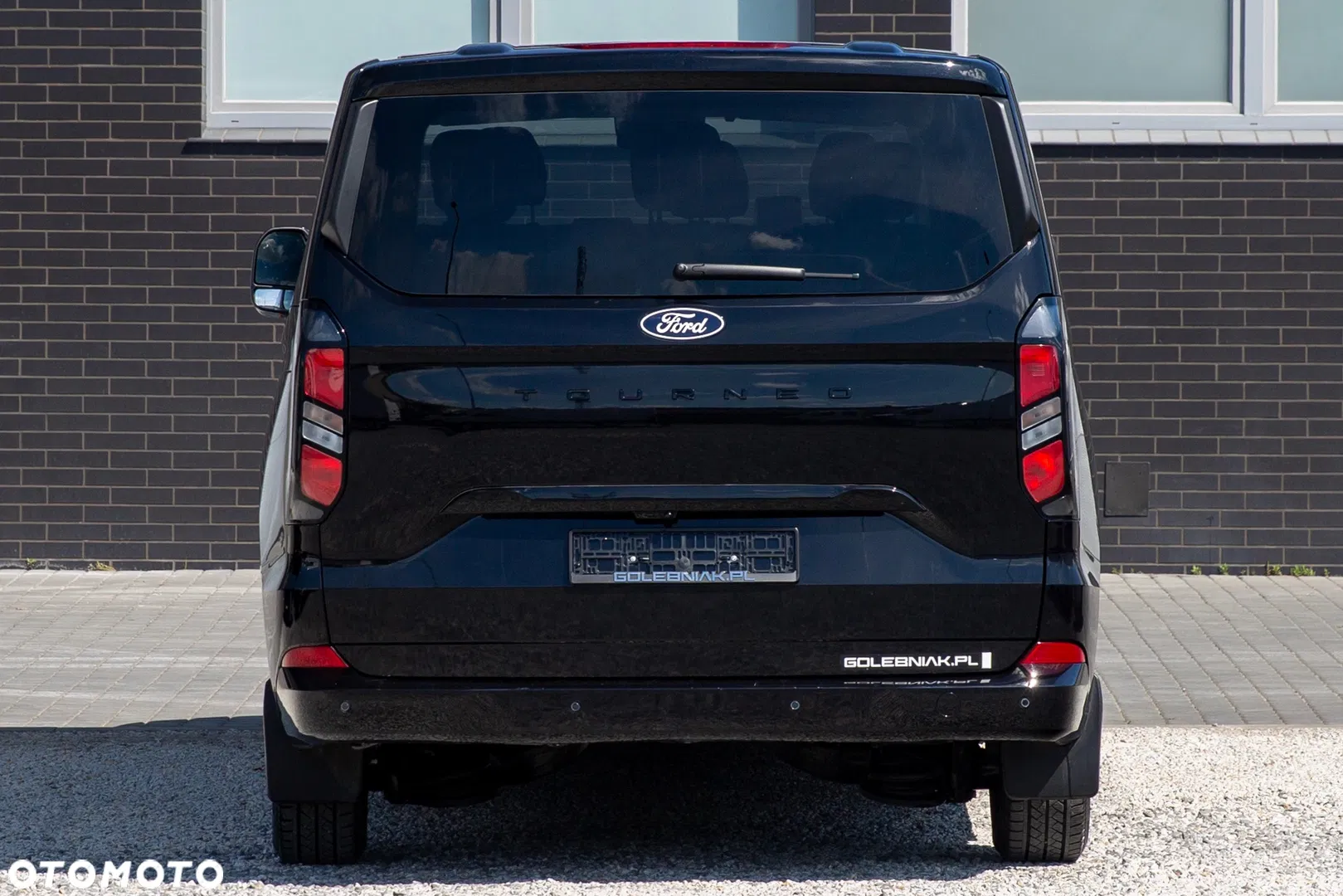 2025 Ford Tourneo Custom, photograph 6