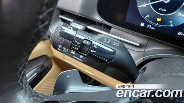 2023 Kia Canival Diesel 9-Seater Signature, photograph 3