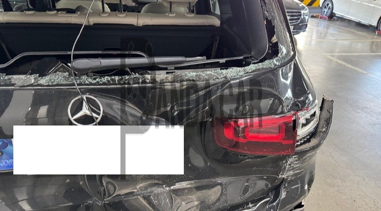 2021 Mercedes-Benz GLB220, photograph 9