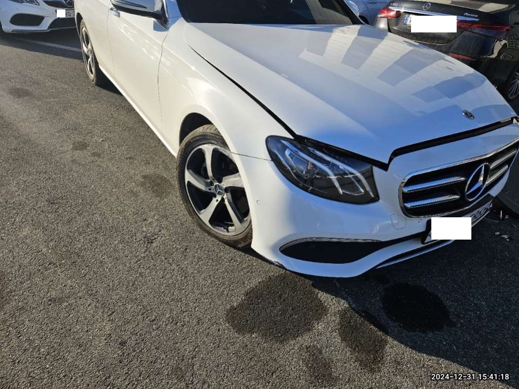 2020 Mercedes-Benz E 250, photograph 4